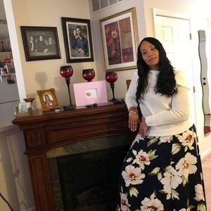 Meet your Posher, Denise